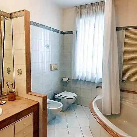Casa De Amicis 18 Bed & Breakfast Montescaglioso