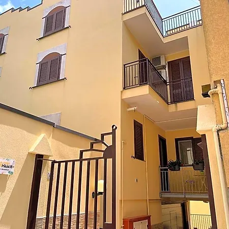 Bed & Breakfast Casa De Amicis 18 3*