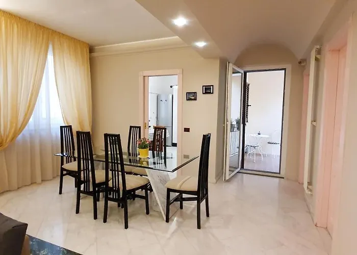 Casa De Amicis 18 3* مونتيسكاليوزو