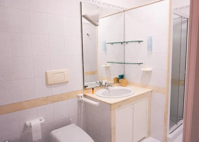 Casa De Amicis 18 3*